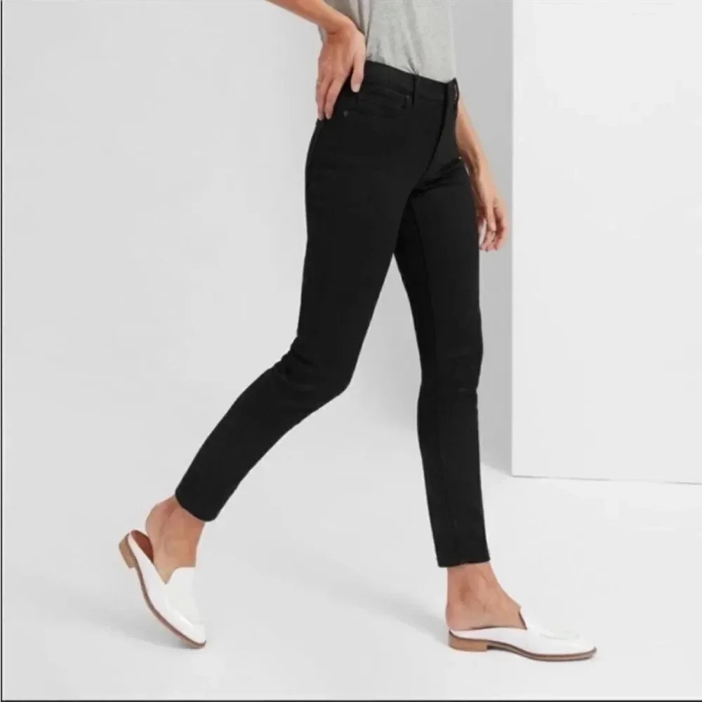 EVERLANE  Black Skinny Jeans Size 27